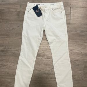 BNWT Vineyard Vines White Skinny Jeans